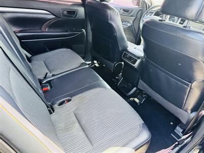 2018 Toyota Highlander LE Plus - Photo 13 - San Diego, CA 92115
