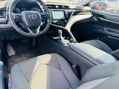 2020 Toyota Camry Hybrid LE   - Photo 10 - San Diego, CA 92115