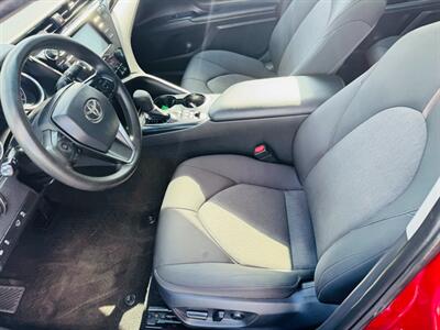 2020 Toyota Camry Hybrid LE   - Photo 8 - San Diego, CA 92115