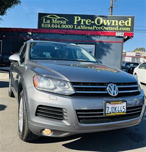 2014 Volkswagen Touareg V6 Sport   - Photo 4 - San Diego, CA 92115