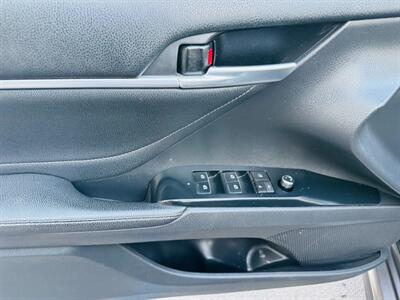 2018 Toyota Camry XSE   - Photo 7 - San Diego, CA 92115