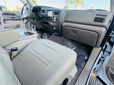 2000 Ford Excursion Limited - Photo 14 - San Diego, CA 92115