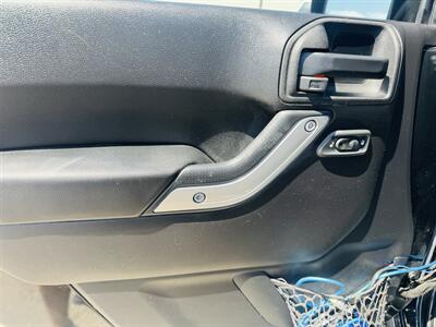 2015 Jeep Wrangler Rubicon   - Photo 7 - San Diego, CA 92115