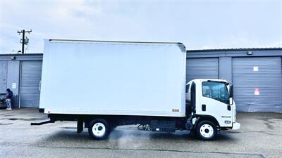 2019 Isuzu NPR - Photo 4 - Seattle, WA 98108