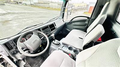 2019 Isuzu NPR - Photo 30 - Seattle, WA 98108