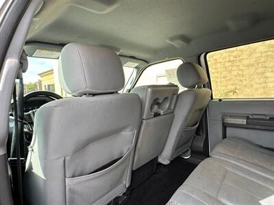 2012 Ford F-550 F-550 -Crew Cab 6.7 Diesel 12’ Flatbed Liftgate ON  12' Flatbed w/ Liftgate - Photo 15 - Seattle, WA 98108