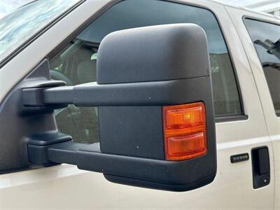 2012 Ford F-550 F-550 -Crew Cab 6.7 Diesel 12’ Flatbed Liftgate ON  12' Flatbed w/ Liftgate - Photo 33 - Seattle, WA 98108