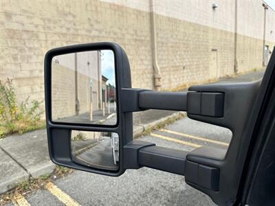 2012 Ford F-550 F-550 -Crew Cab 6.7 Diesel 12’ Flatbed Liftgate ON  12' Flatbed w/ Liftgate - Photo 37 - Seattle, WA 98108