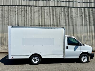 2019 GMC Savana 3500 12' Box - Photo 8 - Seattle, WA 98108