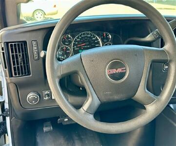 2019 GMC Savana 3500 12' Box - Photo 23 - Seattle, WA 98108
