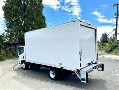 2018 ISUZU NPR 16' Box w/ Liftgate   - Photo 10 - Seattle, WA 98108