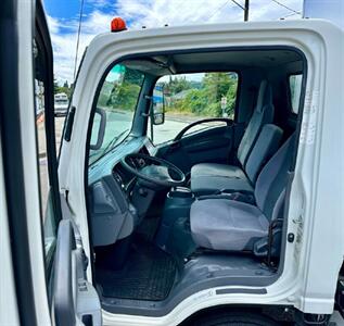 2018 ISUZU NPR 16' Box w/ Liftgate   - Photo 18 - Seattle, WA 98108