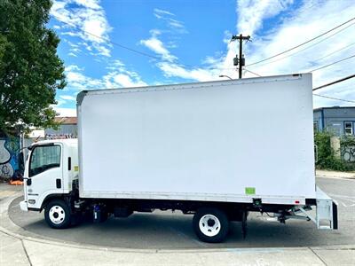 2018 ISUZU NPR 16' Box w/ Liftgate   - Photo 11 - Seattle, WA 98108
