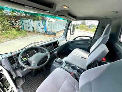 2018 ISUZU NPR 16' Box w/ Liftgate   - Photo 19 - Seattle, WA 98108