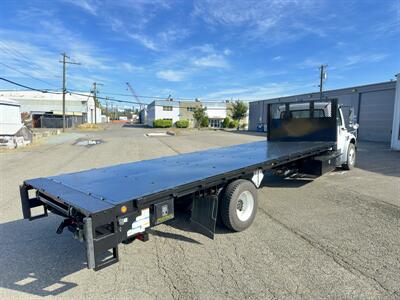 2017 Freightliner M2 106 26' Flatbed with LiftGate - Photo 32 - Seattle, WA 98108
