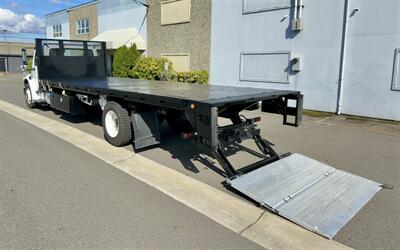 2017 Freightliner M2 106 26' Flatbed with LiftGate - Photo 19 - Seattle, WA 98108