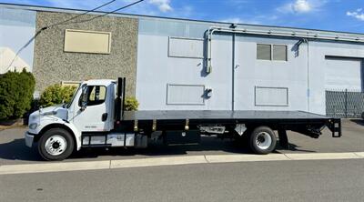 2017 Freightliner M2 106 26' Flatbed with LiftGate - Photo 15 - Seattle, WA 98108