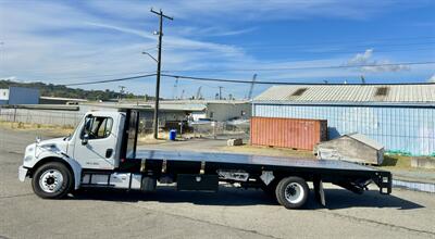 2017 Freightliner M2 106 26' Flatbed with LiftGate - Photo 29 - Seattle, WA 98108
