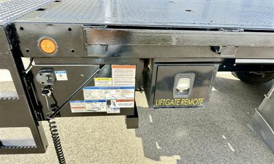 2017 Freightliner M2 106 26' Flatbed with LiftGate - Photo 25 - Seattle, WA 98108