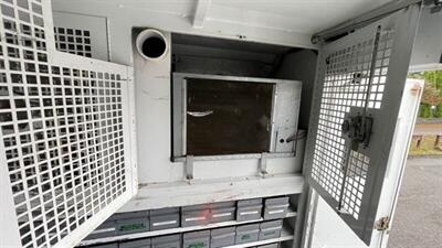 2008 Ford F-550 11’ ENCLOSED SERVICE BODY – 6.4 POWERSTROKE – ONLY - Photo 11 - Seattle, WA 98108