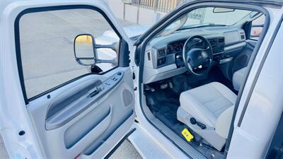 2004 Ford F-350 Super Duty Dump Truck   - Photo 17 - Seattle, WA 98108