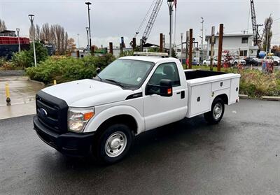 2013 Ford F350 + Liftgate - Photo 1 - Seattle, WA 98108