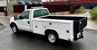 2013 Ford F350 + Liftgate - Photo 3 - Seattle, WA 98108