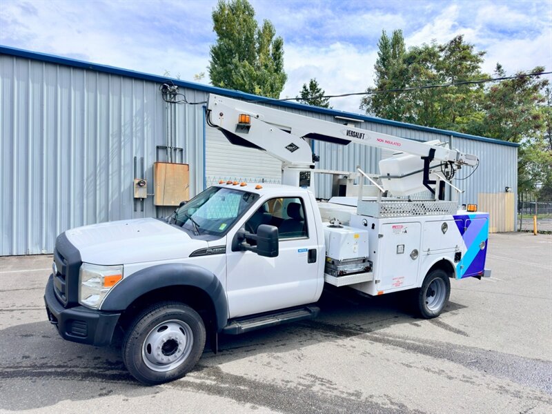 2013 Ford F-450 Super Duty F-450 Bucket Boom Truck  