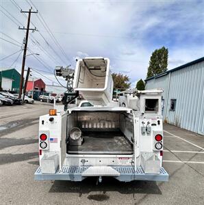2013 Ford F-450 Super Duty F-450 Bucket Boom Truck - Photo 19 - Seattle, WA 98108