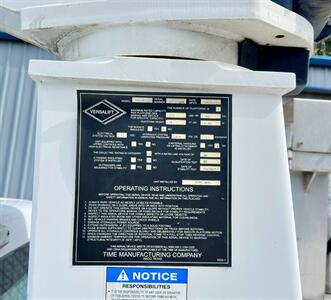 2013 Ford F-450 Super Duty F-450 Bucket Boom Truck - Photo 5 - Seattle, WA 98108