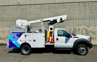 2013 Ford F-450 Super Duty F-450 Bucket Boom Truck   - Photo 1 - Seattle, WA 98108