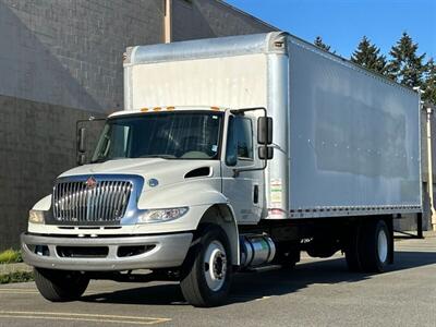 2017 International DuraStar 4300 26ft - Photo 2 - Seattle, WA 98108