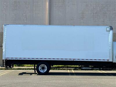 2017 International DuraStar 4300 26ft - Photo 21 - Seattle, WA 98108