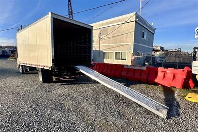 2021 Isuzu NQR 18' BOX NQR - LOW LOW MILES* 18' Box - Side Door - Ram - Photo 10 - Seattle, WA 98108