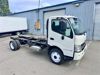 2015 Hino 195 ~ 149 WB Cab & Chassis - Photo 6 - Seattle, WA 98108