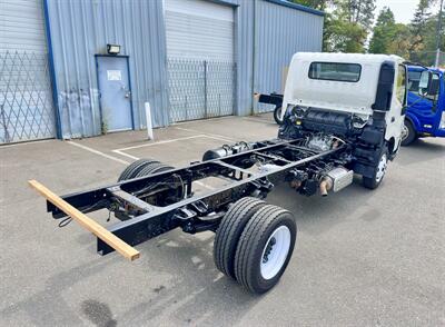 2015 Hino 195 ~ 149 WB Cab & Chassis - Photo 5 - Seattle, WA 98108