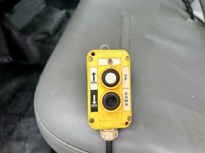 2006 Ford F-450 F-450 DUMP Flat or add sides easy - Photo 23 - Seattle, WA 98108