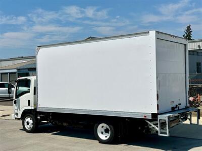 2019 Chevrolet W4500 16' Box w/ Liftgate - Photo 5 - Seattle, WA 98108