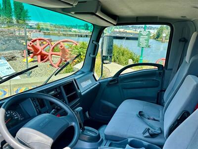 2019 Chevrolet W4500 16' Box w/ Liftgate - Photo 25 - Seattle, WA 98108