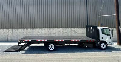 2015 Isuzu NRR 22' Flatbed w/ Liftga Nrr - Photo 25 - Seattle, WA 98108