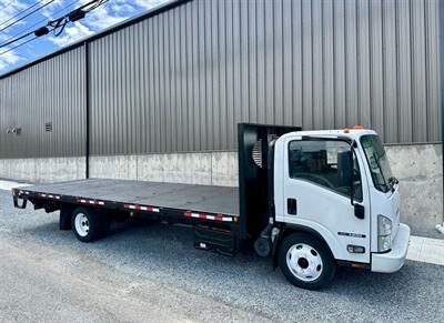2015 Isuzu NRR 22' Flatbed w/ Liftga Nrr - Photo 3 - Seattle, WA 98108