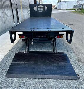 2015 Isuzu NRR 22' Flatbed w/ Liftga Nrr - Photo 22 - Seattle, WA 98108