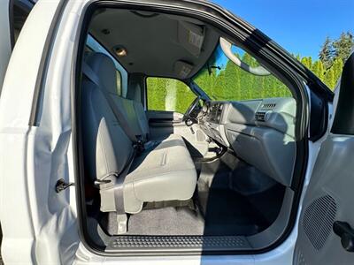 2007 Ford F-450 * LOW MILES * Fuel & Lube Service Truck – Encl - Photo 30 - Seattle, WA 98108