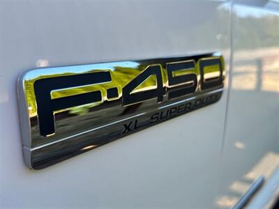 2007 Ford F-450 * LOW MILES * Fuel & Lube Service Truck – Encl - Photo 36 - Seattle, WA 98108