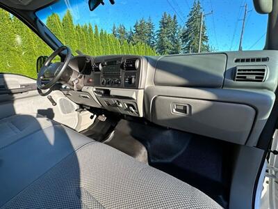 2007 Ford F-450 * LOW MILES * Fuel & Lube Service Truck – Encl - Photo 28 - Seattle, WA 98108