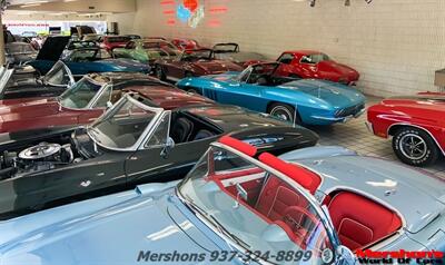 1965 Chevrolet Corvette   - Photo 4 - Springfield, OH 45503