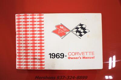 1969 Chevrolet Corvette   - Photo 18 - Springfield, OH 45503