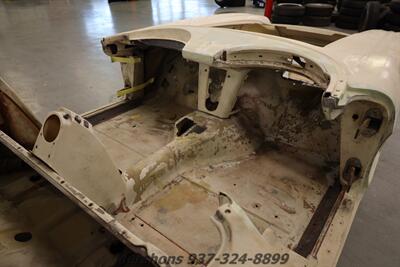 1960 Chevrolet Corvette   - Photo 15 - Springfield, OH 45503