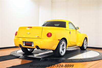 2004 Chevrolet SSR LS   - Photo 13 - Springfield, OH 45503