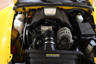 2004 Chevrolet SSR LS   - Photo 3 - Springfield, OH 45503